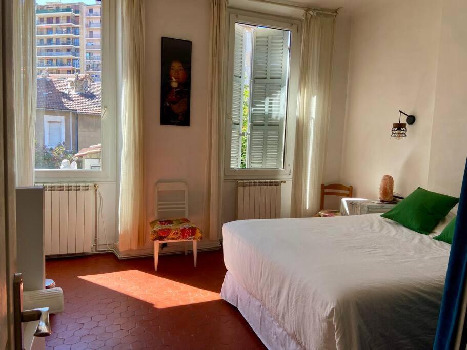 Logis Confortable - Accueillant Apartment *