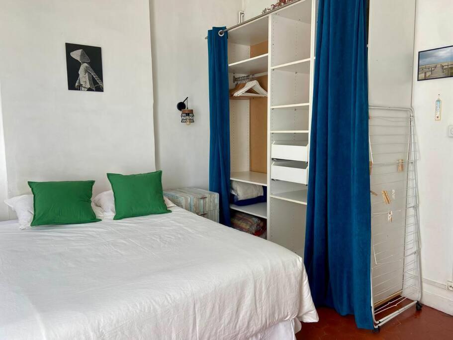 Logis Confortable - Accueillant Apartment